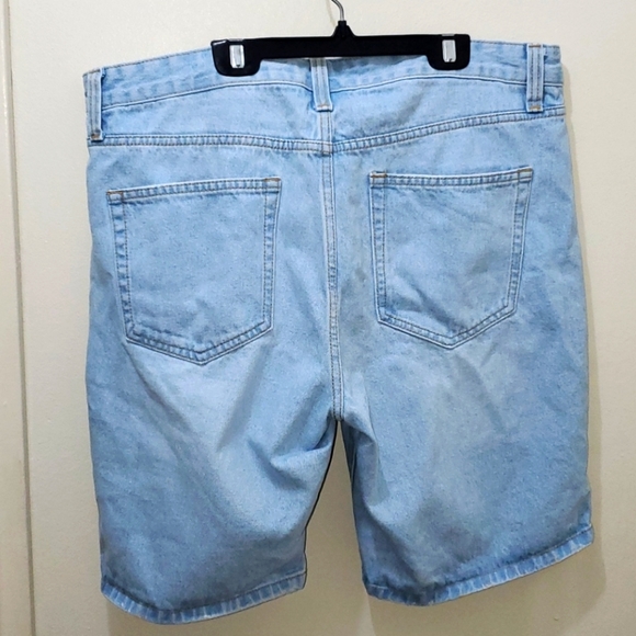 FOREVER 21 - MENS DENIM SHORTS 🩳 - Picture 7 of 9